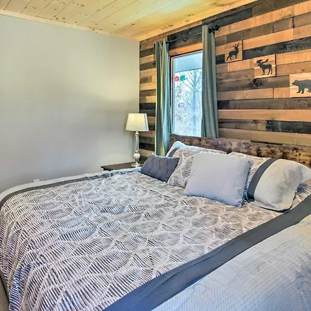 Gatlinburg Mountain Cabin With Hot Tub, Deck And Games Exterior photo