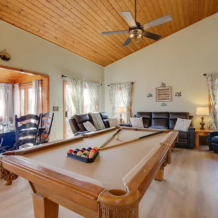 Gatlinburg Mountain Cabin With Hot Tub, Deck And Games Exterior photo
