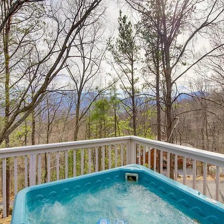 Gatlinburg Mountain Cabin With Hot Tub, Deck And Games Exterior photo
